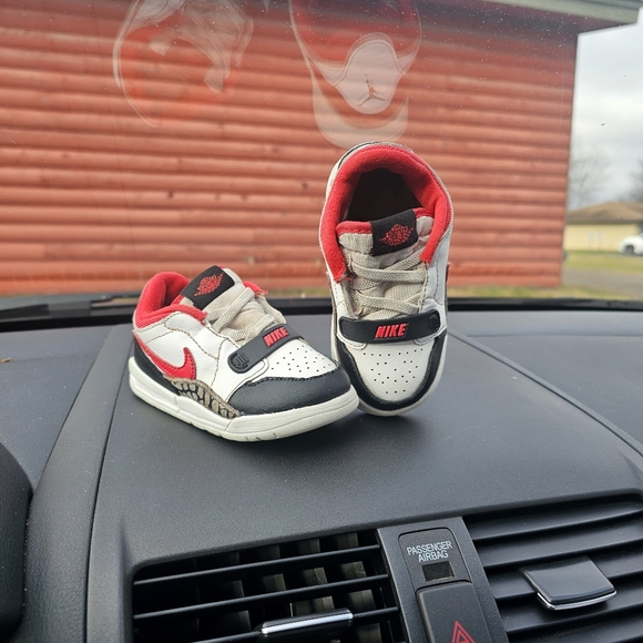 Nike Air Jordan Legacy 312 low - Picture 1 of 4